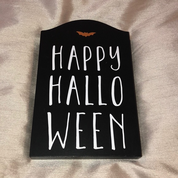 Hobby Lobby Other - Happy Halloween Decor Block DONATING SOON